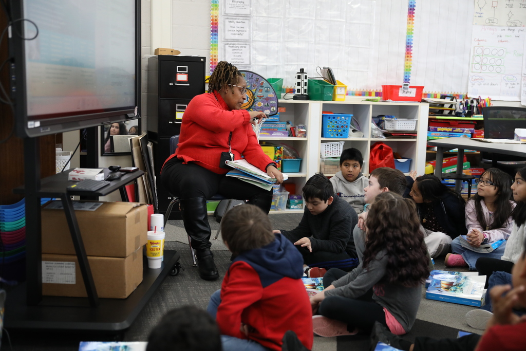Classroom Spotlight: City Park School  Students in Tichina Starling’s classroom gathered for a Read Aloud from their SAVVAS myView curriculum, reading The Bridges That Ruby Built. This powerful biography tells the story of Ruby Bridges, a brave young girl who helped integrate schools and stood strong in the face of injustice.  As they listened, students discussed key elements of the biography and answered questions about Ruby’s life, challenges, and impact. Through this story, students learned important lessons about courage, perseverance, and how one person can help create positive change. 🌟