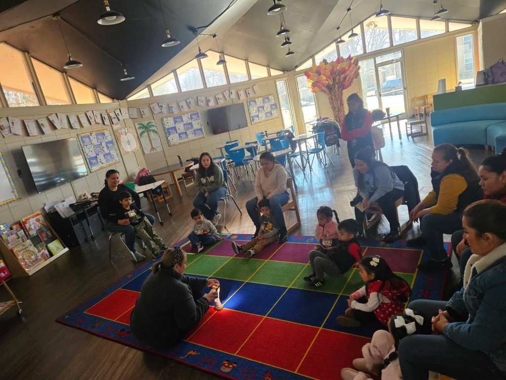Our Little Cats have been busy learning all about winter and the exciting changes the season brings! ❄️🐾 This week, students explored the tradition of Groundhog Day and discovered how groundhogs are said to predict the weather—will winter stick around for six more weeks, or is spring on the way? To build early literacy skills, students enjoyed The Grumpy Groundhog, a playful story about a groundhog who didn’t want to wake up from his long winter nap. The story sparked great conversations about seasonal changes and storytelling. During small-group STEM activities, our Little Cats became light and shadow investigators! They explored how sunlight creates shadows, observed weather conditions, and made predictions about whether the groundhog would see his shadow. Students worked together to chart results, compare votes, and build early science, math, and inquiry skills along the way. Hands-on learning made winter exploration extra fun this week! 🌤️📚🔬