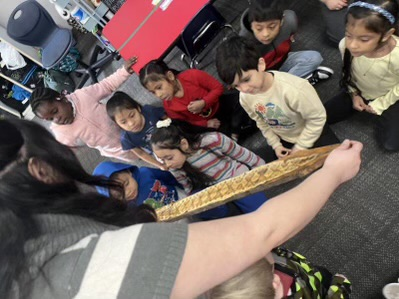 kindergarteners in class