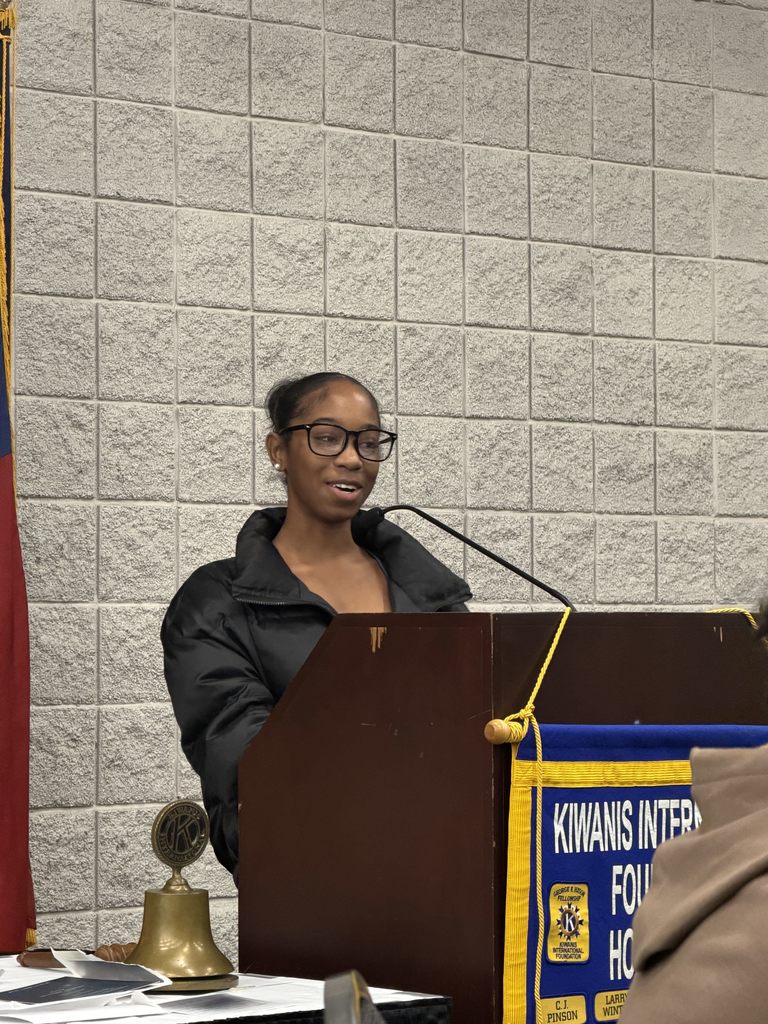 Dalton Academy 3DE students recently pitched their Market Day businesses to Dalton Kiwanis, one of our valued community partners, showcasing 3DE in action 🤝💡 Through this real-world learning model, students develop their own businesses and products to sell at a Market Square, highlighting creativity, collaboration, and entrepreneurial skills.