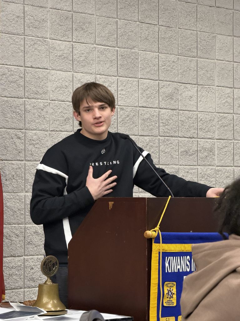 Dalton Academy 3DE students recently pitched their Market Day businesses to Dalton Kiwanis, one of our valued community partners, showcasing 3DE in action 🤝💡 Through this real-world learning model, students develop their own businesses and products to sell at a Market Square, highlighting creativity, collaboration, and entrepreneurial skills.