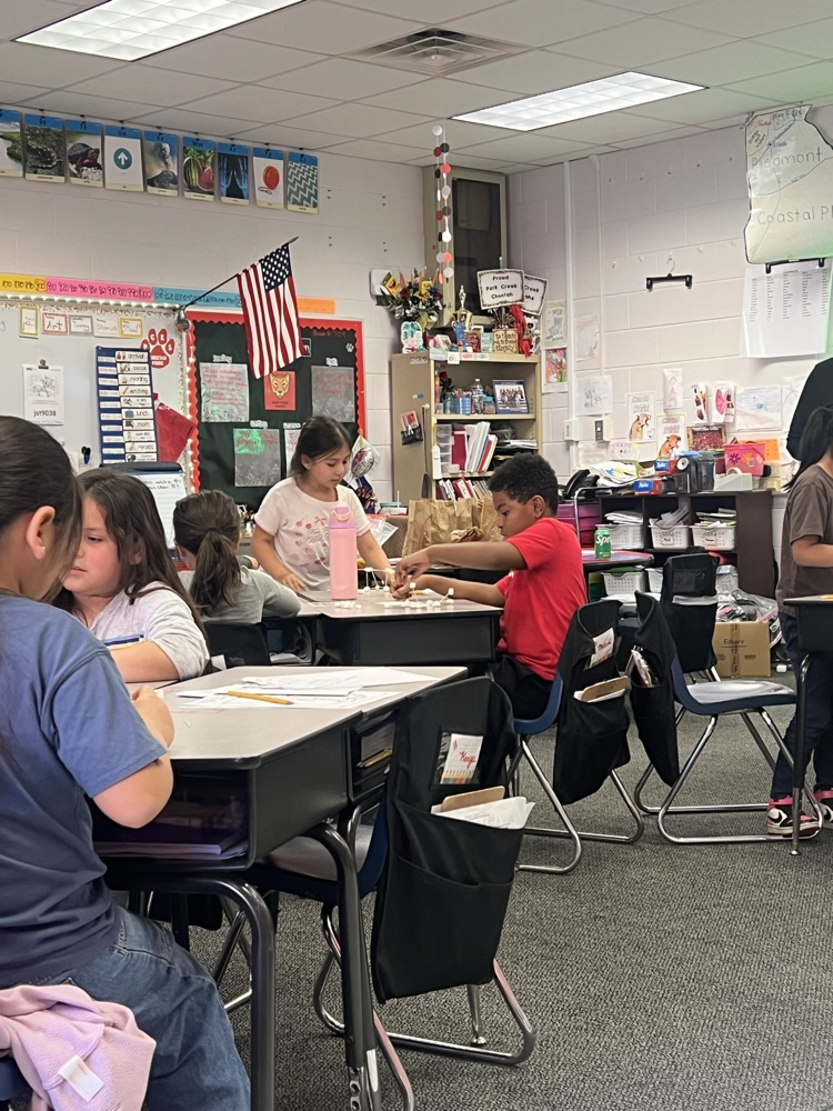 marshmallow and toothpick shapes