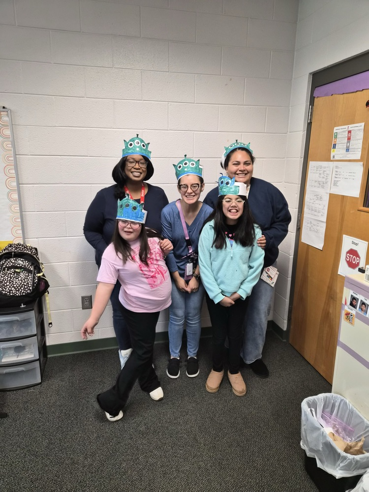 Disney duo/ twin day