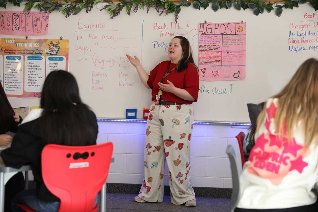 Classroom Spotlight: Teachers Mary Bramblett and Megan Rebman at Dalton Junior High School recently combined their classes for a fun and engaging “Book Club”! Students chose one of four curriculum-based books to read, then met throughout the unit to discuss what they were learning. To show their understanding, students created posters that summarized important evidence from the text and made predictions about the story. A great way to build reading, discussion, and critical thinking skills!
