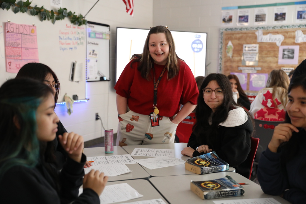Classroom Spotlight: Teachers Mary Bramblett and Megan Rebman at Dalton Junior High School recently combined their classes for a fun and engaging “Book Club”! Students chose one of four curriculum-based books to read, then met throughout the unit to discuss what they were learning. To show their understanding, students created posters that summarized important evidence from the text and made predictions about the story. A great way to build reading, discussion, and critical thinking skills!