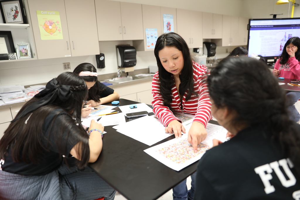 Park Creek School STEM Explorers had an amazing time visiting The Dalton Academy! 🔬✨ Students participated in a variety of engaging, hands-on STEM activities—many of which were created and led by Academy students. It was a fantastic day of collaboration, creativity, and learning in action. We love seeing our future innovators inspiring one another!