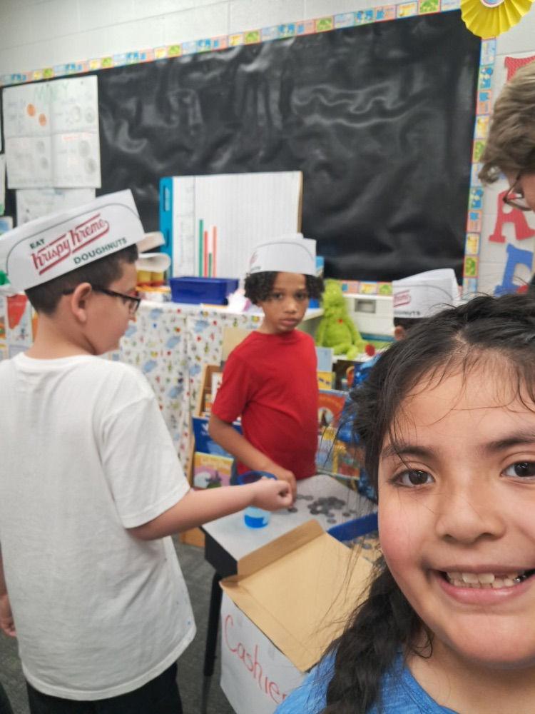 student donut shop photo 