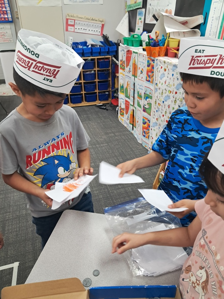 student donut shop photo 