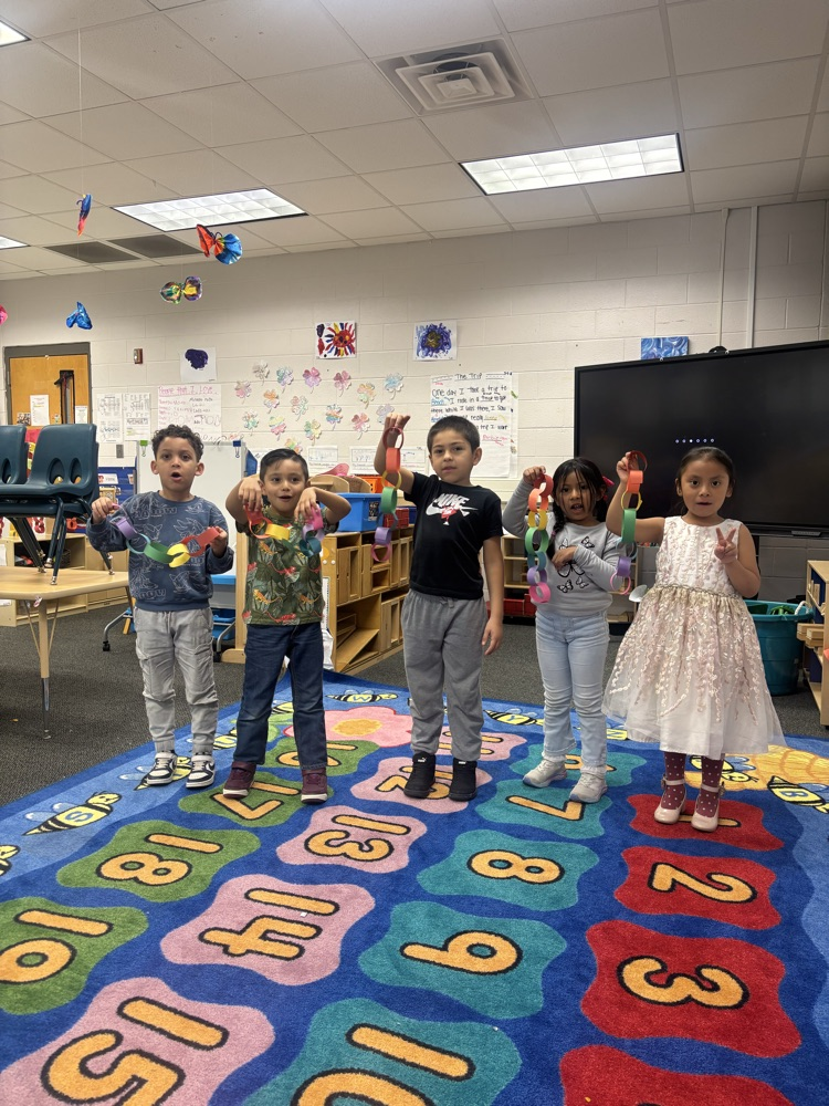 kid city rainbow chain 