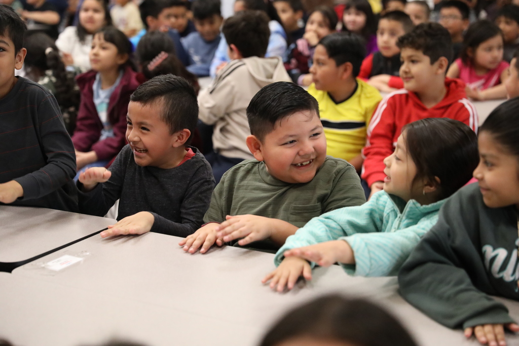 Happy Pi(e) Day! 🎉🥧 Students at Roan School had a blast celebrating Pi Day with a fun (and messy!) fundraiser. After voting for a staff member to receive a pie in the face, lucky students were drawn to do the honors. It was a sweet way to celebrate math and support a great cause!