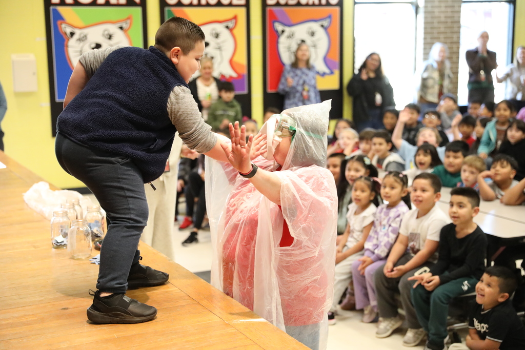 Happy Pi(e) Day! 🎉🥧 Students at Roan School had a blast celebrating Pi Day with a fun (and messy!) fundraiser. After voting for a staff member to receive a pie in the face, lucky students were drawn to do the honors. It was a sweet way to celebrate math and support a great cause!