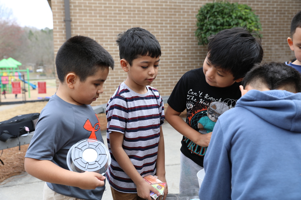 Classroom Spotlight🌟: Students in Cameron Lynch's classroom at Roan School learned about what plants need in order to grow. They discussed how plants need space, soil, water, air, and sunlight to stay healthy. Students then planted their own seeds and talked about how they will take care of them as they grow. The activity gave students a hands-on way to explore plant life and practice observing living things.