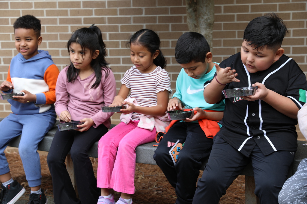 Classroom Spotlight🌟: Students in Cameron Lynch's classroom at Roan School learned about what plants need in order to grow. They discussed how plants need space, soil, water, air, and sunlight to stay healthy. Students then planted their own seeds and talked about how they will take care of them as they grow. The activity gave students a hands-on way to explore plant life and practice observing living things.