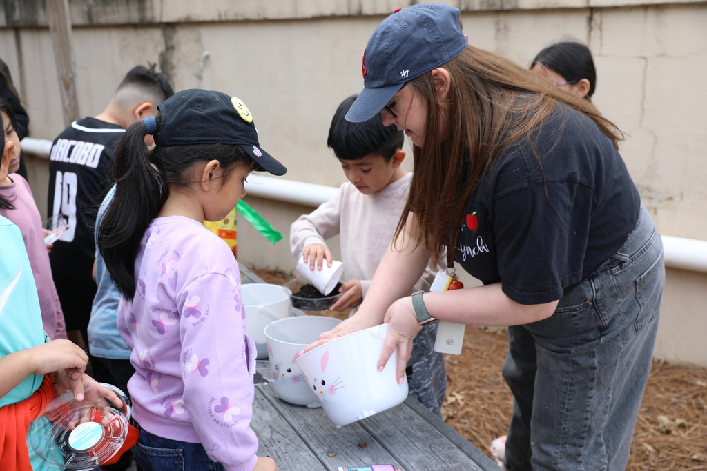 Classroom Spotlight🌟: Students in Cameron Lynch's classroom at Roan School learned about what plants need in order to grow. They discussed how plants need space, soil, water, air, and sunlight to stay healthy. Students then planted their own seeds and talked about how they will take care of them as they grow. The activity gave students a hands-on way to explore plant life and practice observing living things.