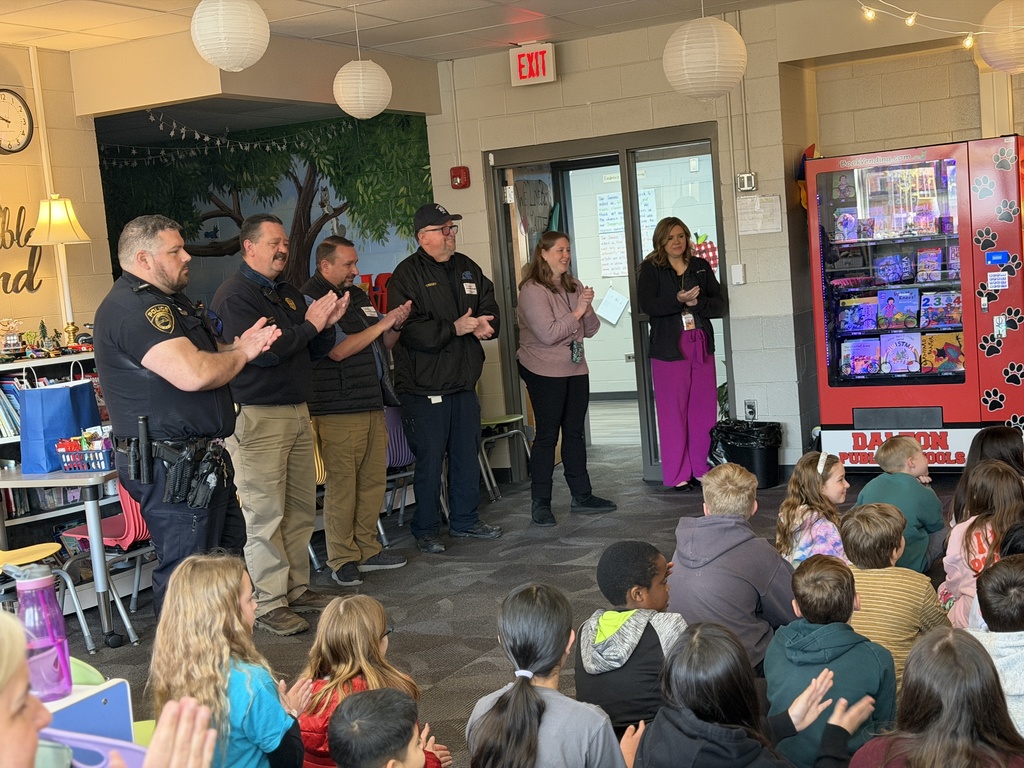 students honoring first responders