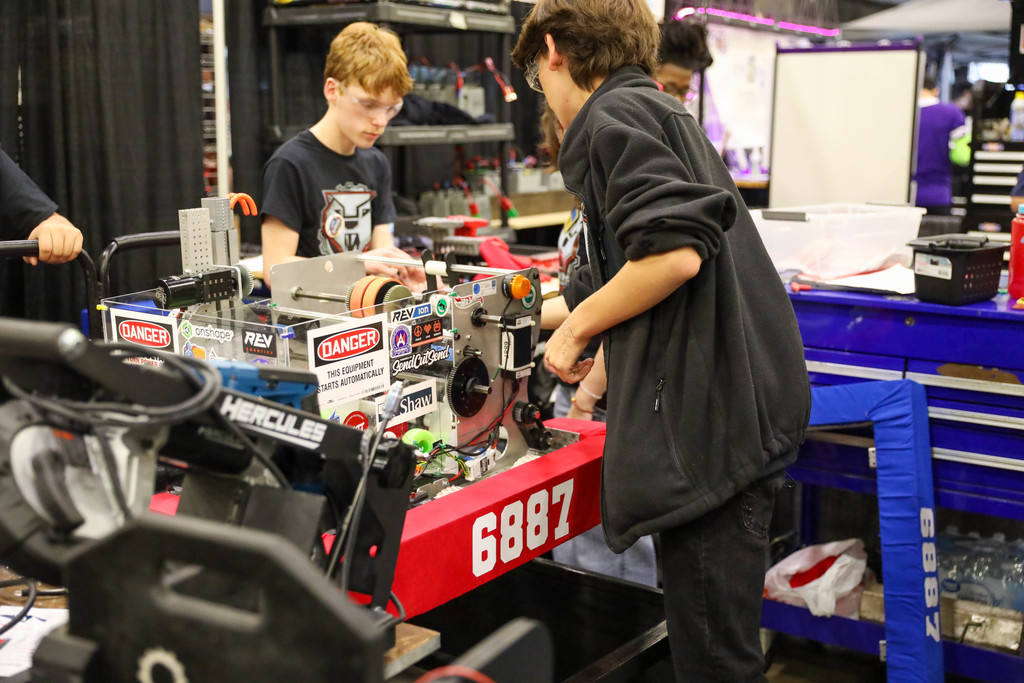 The Dalton High School Catabots are making history! 🤖🔥  Founded in 2018, this incredible team continues to grow, now with 31 student members, a 50% increase from last year. Led by team captains Mia Hurtado and Hla Zar, who proudly represent women in STEM, the Catabots are supported by dedicated coaches Paul White and Meda Conley, along with industry mentors from Shaw Industries and Weems Mechanical, including a DHS alum and former Catabot from their very first rookie team!  Competing against 30 teams, the Catabots advanced to the Final 4 playoff matches and made program history as an Alliance Captain. They are currently ranked 9th in the Peachtree District out of 75 teams and earned the Rising All Star Award for the second year in a row, recognizing their perseverance, growth, and determination despite significant team turnover.  With no team member or coach having more than two years of experience, their success is a true testament to their grit and teamwork!  Next stop: Columbus, GA (March 20–21) with hopes of qualifying for the Peachtree District Championship in Macon this April.  Join us in wishing the Catabots GOOD LUCK this weekend!