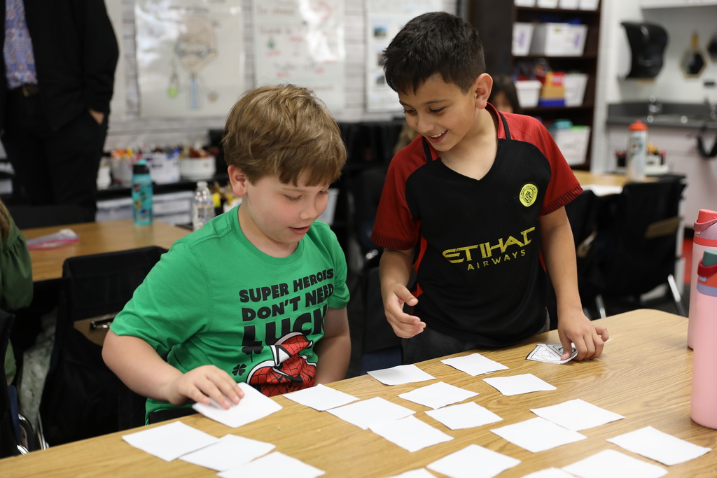 Classroom Spotlight ✨Students in Maria Rodriguez’s classroom at Westwood School are building their money skills in a fun and interactive way! Recently, they practiced identifying coins by playing a memory game, matching each coin to its value.
