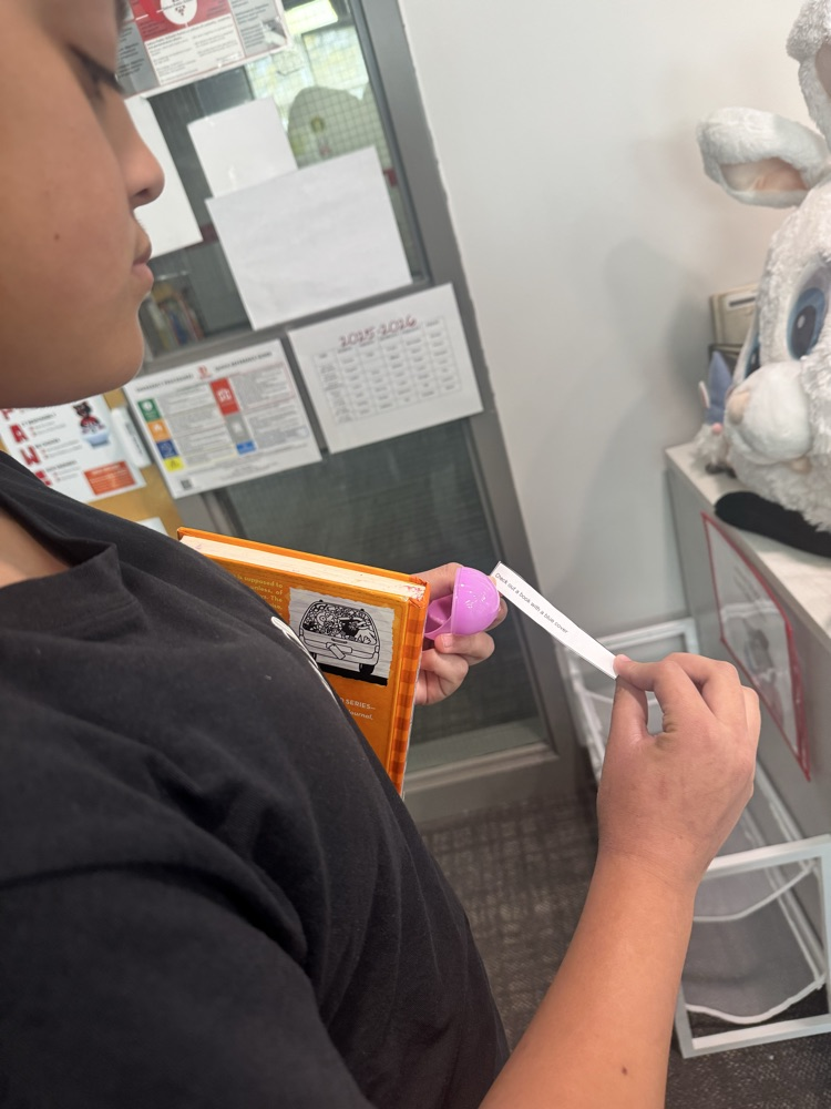 pAWZ Easter egg reading challenge