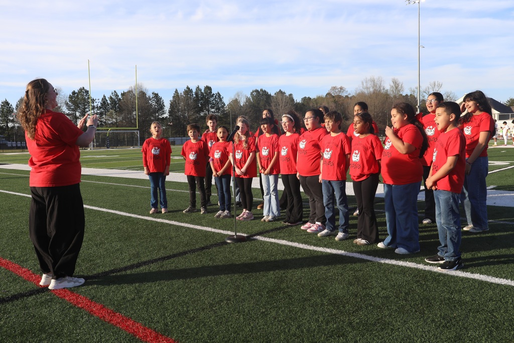 🎶⚽ Earlier this week, the Westwood Wildcat Chorus performed the National Anthem at The Dalton Academy Pumas’ soccer game.  We’re proud of these students for representing their school and sharing their talents with the community!