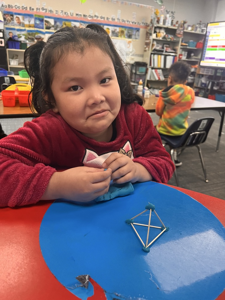 students making 3D shapes 