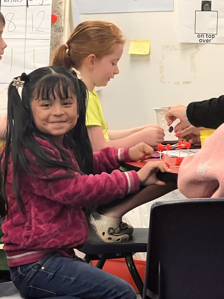 students making 3D shapes 