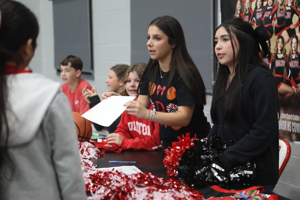 Recently, all fifth-grade students across the district visited Hammond Creek Middle School for their Tiger Tours! During their visit, students explored the campus, connected with staff and current students, discovered available courses, and got answers to their questions about middle school. Our future Tigers had an amazing time learning, exploring, and making new friends!