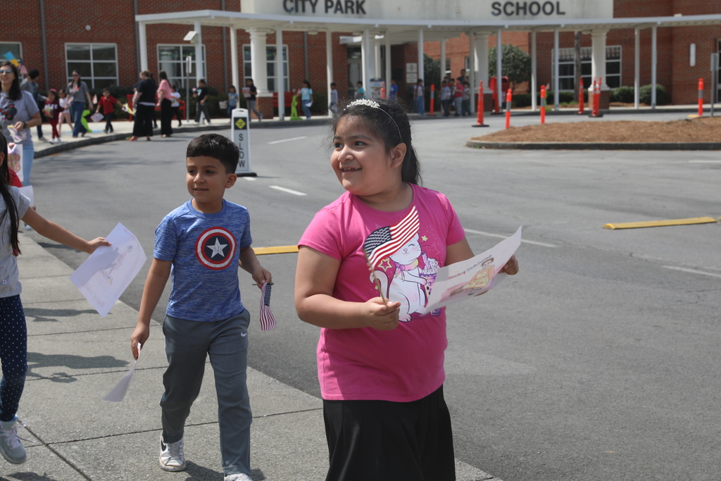 In celebration of Women’s History Month, students at City Park School engaged in meaningful lessons honoring the impact and achievements of women throughout history.❤✨  First grade teacher Rigo Gonzalez led his students through a month-long exploration of influential women from around the world, helping them connect past accomplishments to present-day inspiration. The unit culminated in City Park’s annual Women’s March, where students proudly celebrated and recognized the contributions of women across generations. #LearnLeadSucceed 