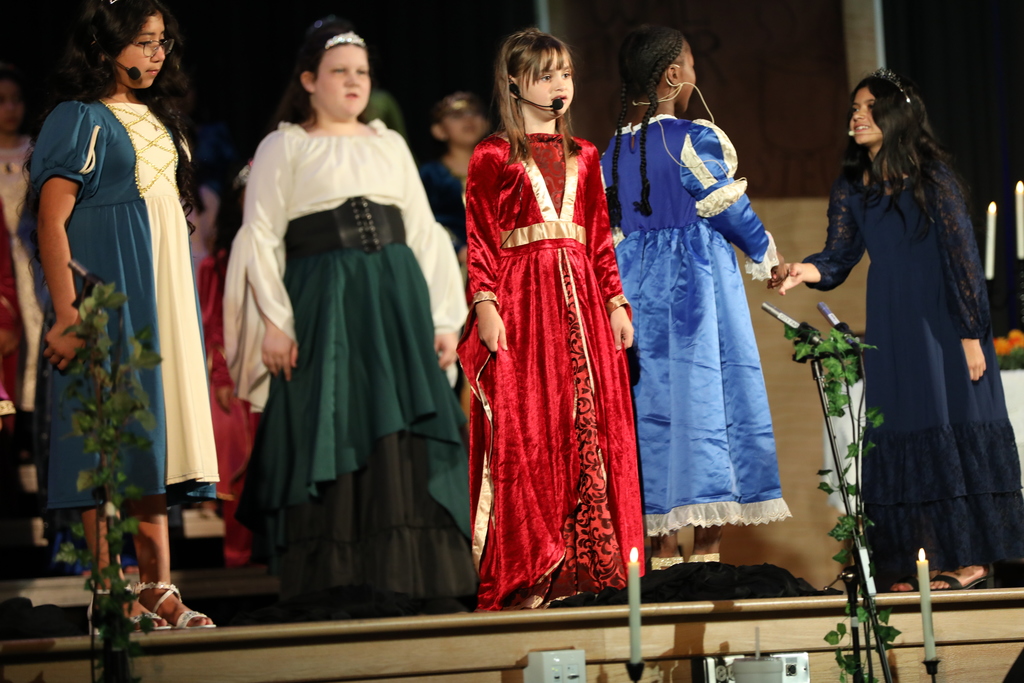 Imagine a Dragon School Play Castmembers