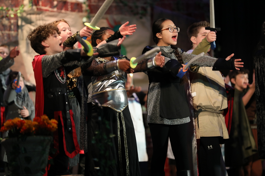 Imagine a Dragon School Play Castmembers