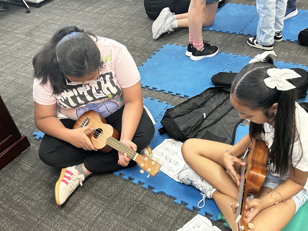 students with ukelele