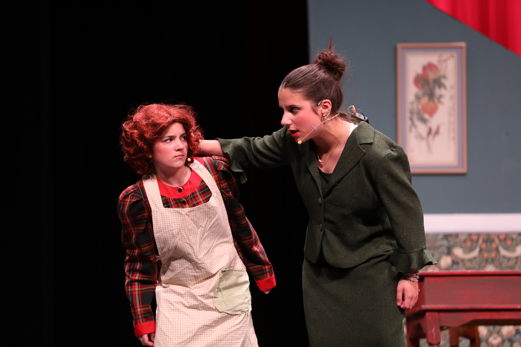 Hammond Creek Middle School’s talented theatre students are bringing the classic musical Annie Jr. to life! 🌟 Come support these hardworking performers as they sing, dance, and shine on stage in this heartwarming production.  Join us for an unforgettable show full of energy, laughter, and amazing student talent—you won’t want to miss it! 🎭✨  📅 Performance Dates: • Friday, April 17 at 6:00 PM • Saturday, April 18 at 6:00 PM • Sunday, April 19 at 2:30 PM  We hope to see you there!