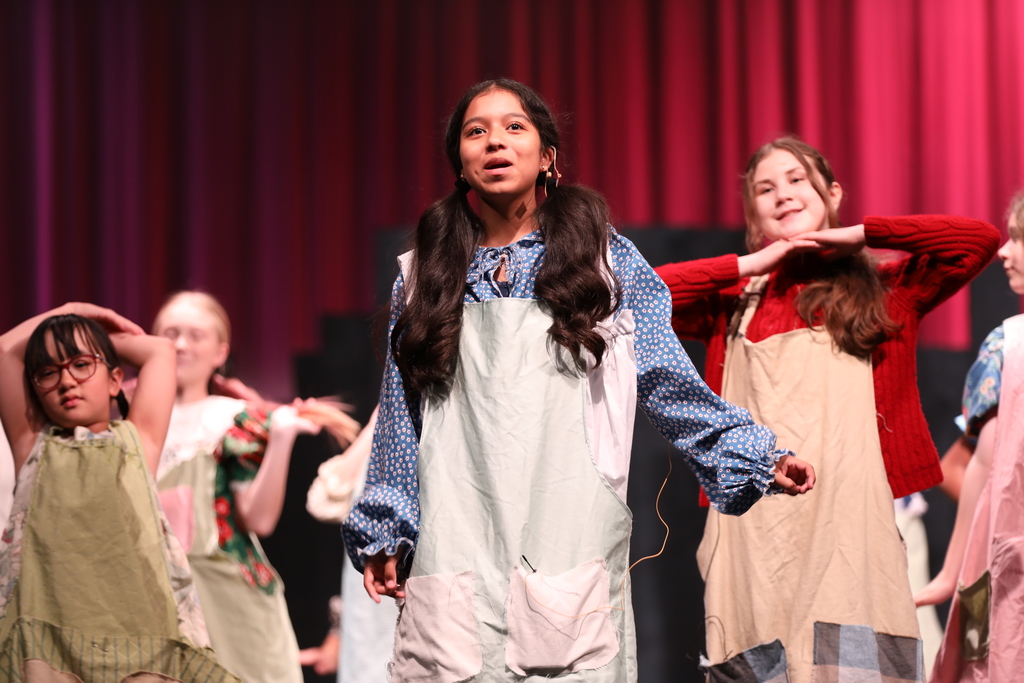 Hammond Creek Middle School’s talented theatre students are bringing the classic musical Annie Jr. to life! 🌟 Come support these hardworking performers as they sing, dance, and shine on stage in this heartwarming production.  Join us for an unforgettable show full of energy, laughter, and amazing student talent—you won’t want to miss it! 🎭✨  📅 Performance Dates: • Friday, April 17 at 6:00 PM • Saturday, April 18 at 6:00 PM • Sunday, April 19 at 2:30 PM  We hope to see you there!