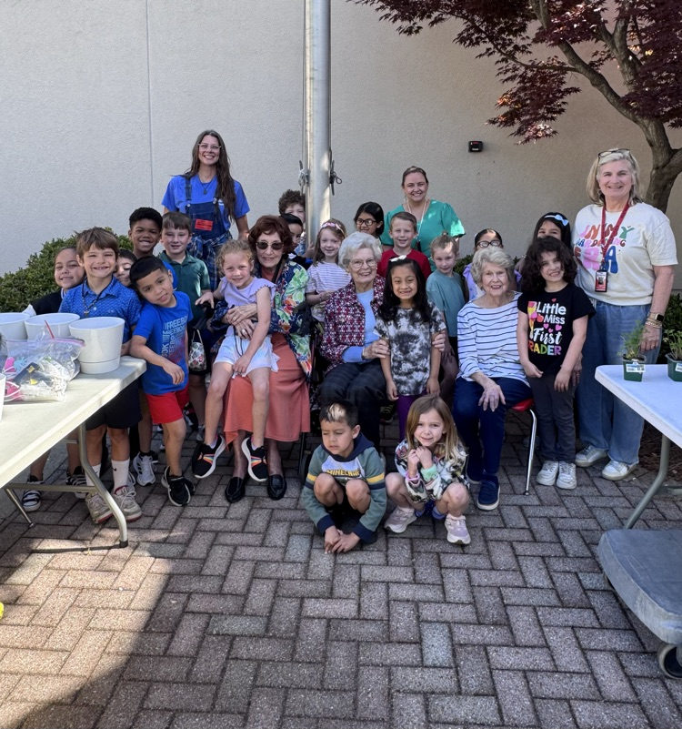 Kindergarten class with Royal Oaks friends 