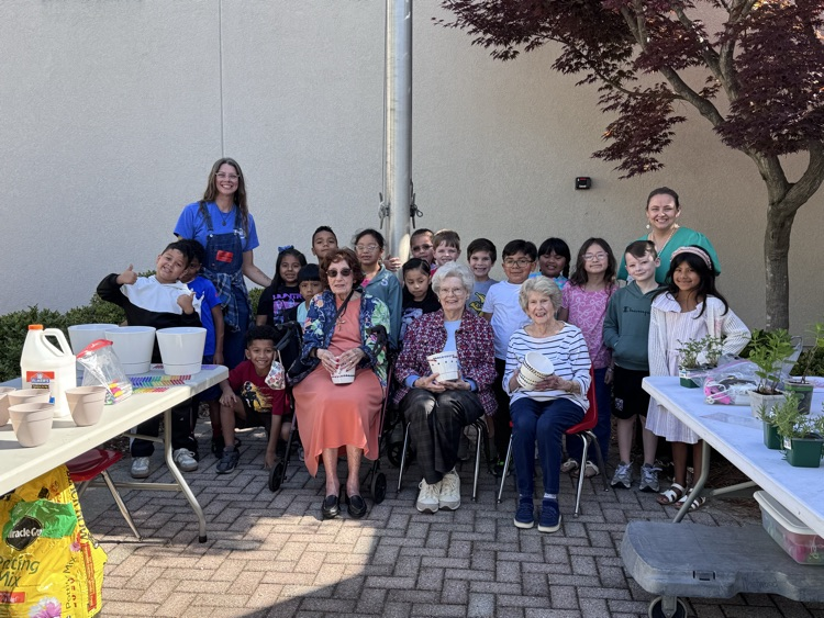 First grade class with Royal Oaks friends