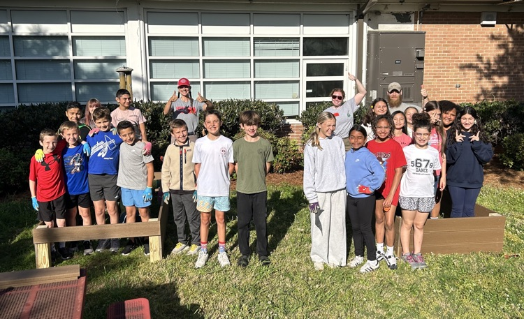 Fifth grade picture with our special guest 