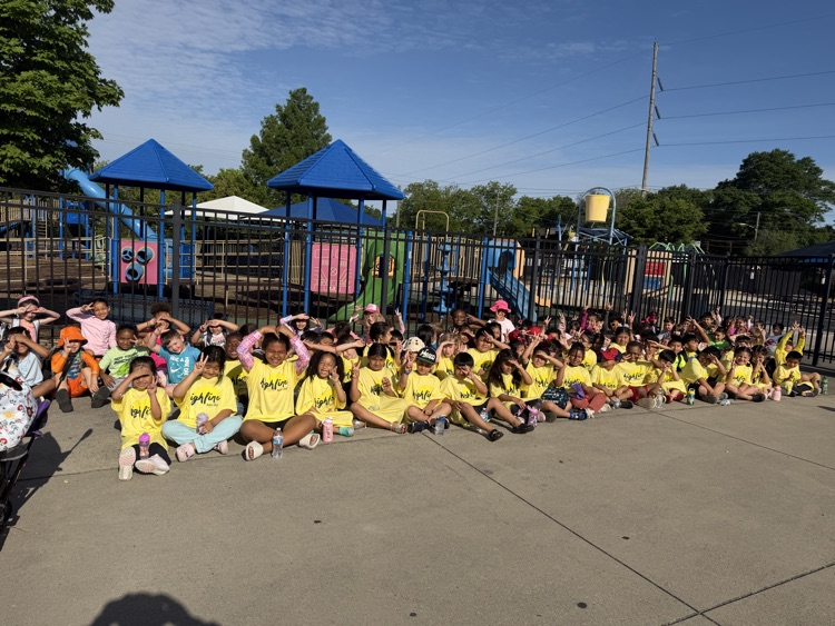 students at splash pad 