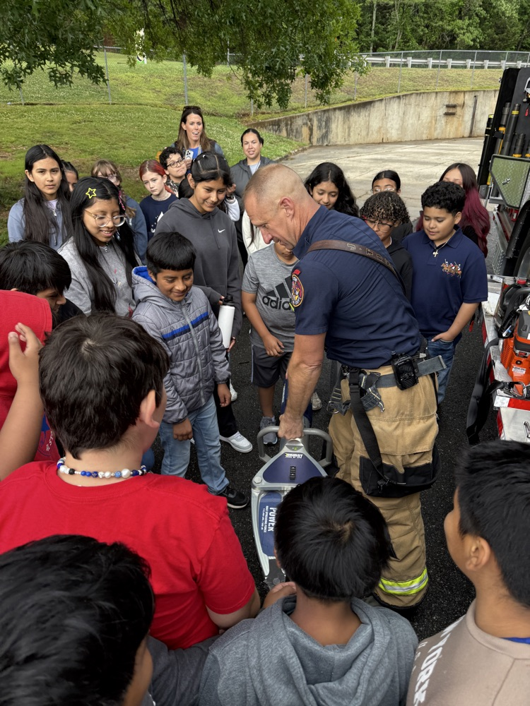 pictures from the Class 5 trip to Dalton Fire Department