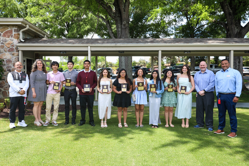Over the last two weeks, the Rotary Club of Dalton has celebrated outstanding students from across our community through two special luncheons at the Dalton Golf and Country Club.  Fifth-grade students from each of Dalton Public Schools’ six elementary schools, along with students from Christian Heritage School and Whitfield County Schools, were honored with the Service Above Self Award for demonstrating kindness, compassion, and a commitment to helping others.  The Rotary Club also hosted a special luncheon recognizing outstanding seniors from high schools across Whitfield County for their scholarship, leadership, service, and achievements. Dalton Public Schools is especially proud of the students from The Dalton Academy and Dalton High School who were honored during the event. These students represent the dedication, hard work, and excellence found throughout our district. Their accomplishments in the classroom and beyond reflect their commitment to making a positive impact in their schools and community.  Several students were also recognized with scholarships, helping support the next chapter of their educational journeys. We are grateful to the Rotary Club of Dalton for investing in our students and celebrating their achievements as they prepare to graduate and pursue their future goals.  Congratulations to all of this year’s honorees! Dalton Public Schools is proud to celebrate students who lead with character, serve with heart, and strive for excellence. #DaltonPublicSchools #LearnLeadSucceed 🎉❤