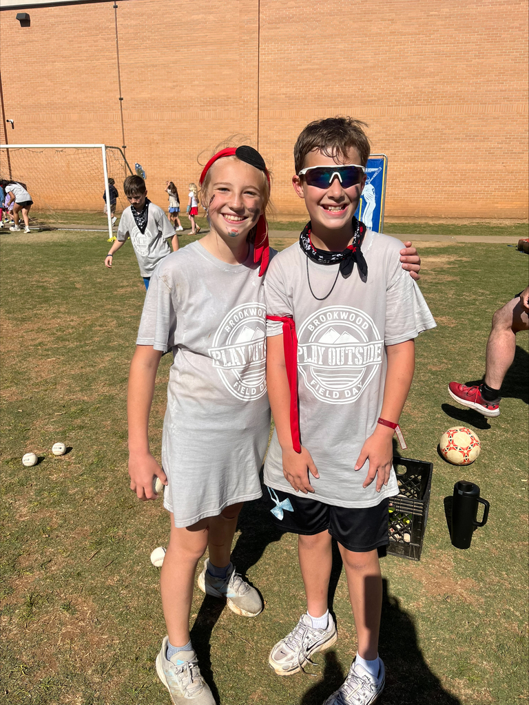 students at field day