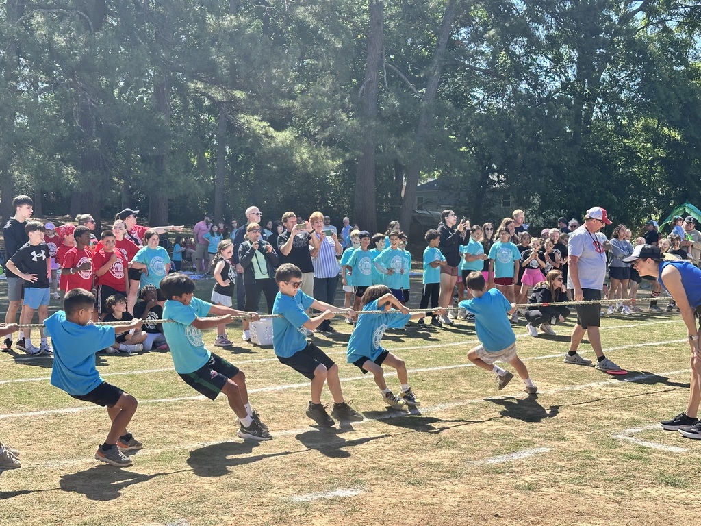 students at field day