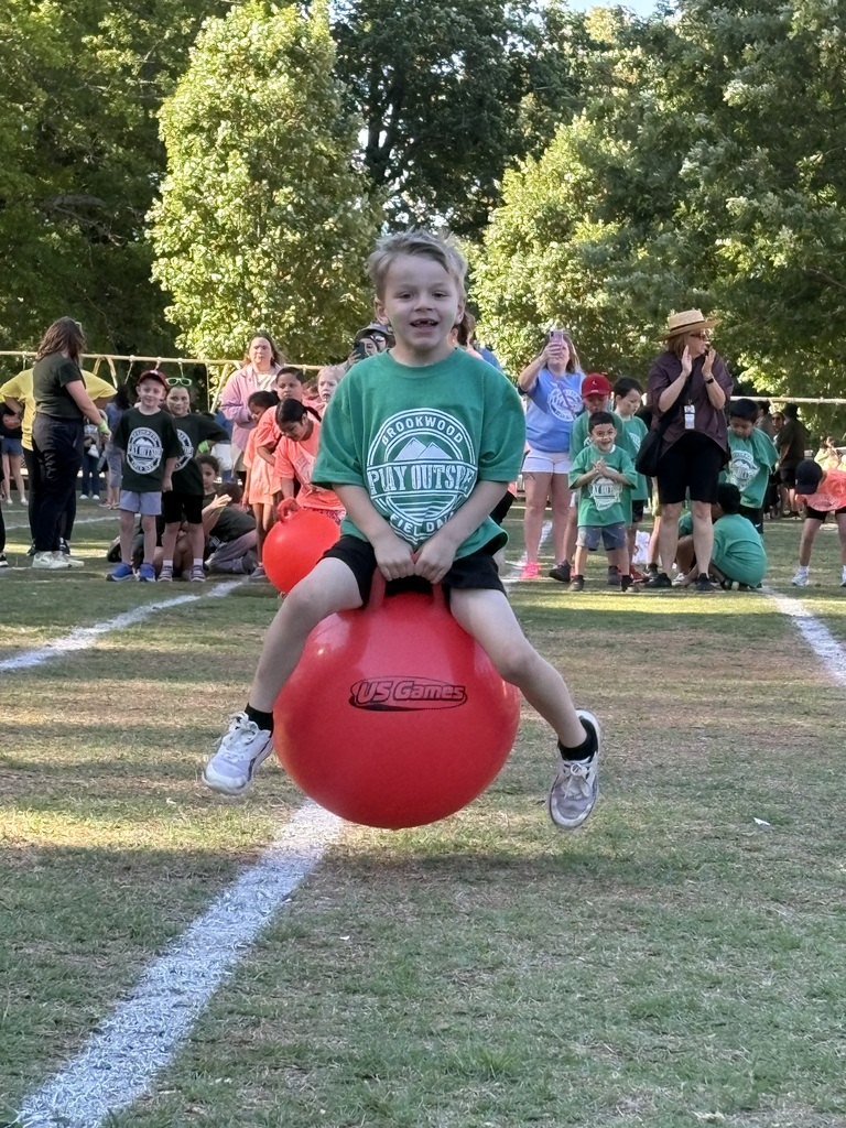students at field day