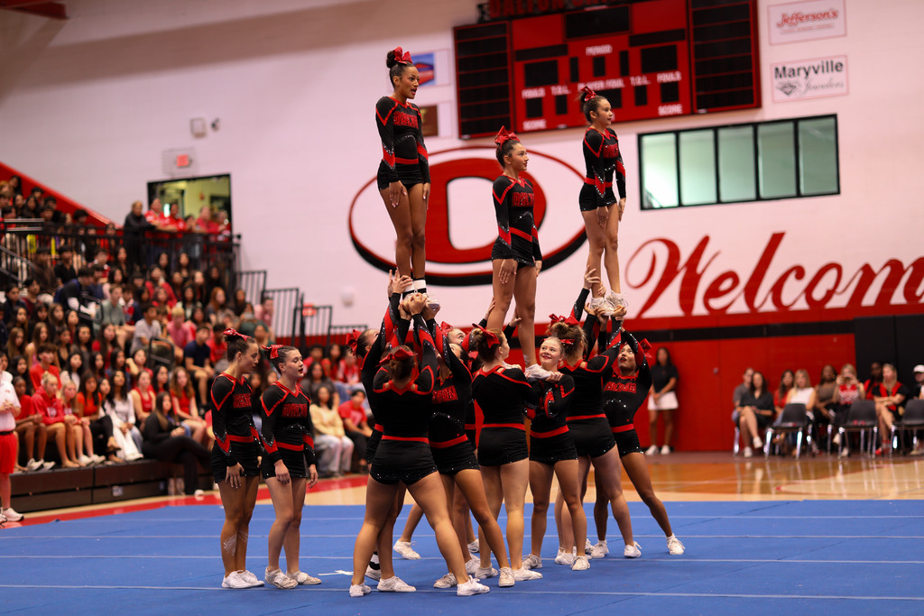 Loud pep rally, louder spirit 🐾 Great way to kick off Homecoming Weekend, Catamounts. Can't wait to see who takes the spirit stick tonight!