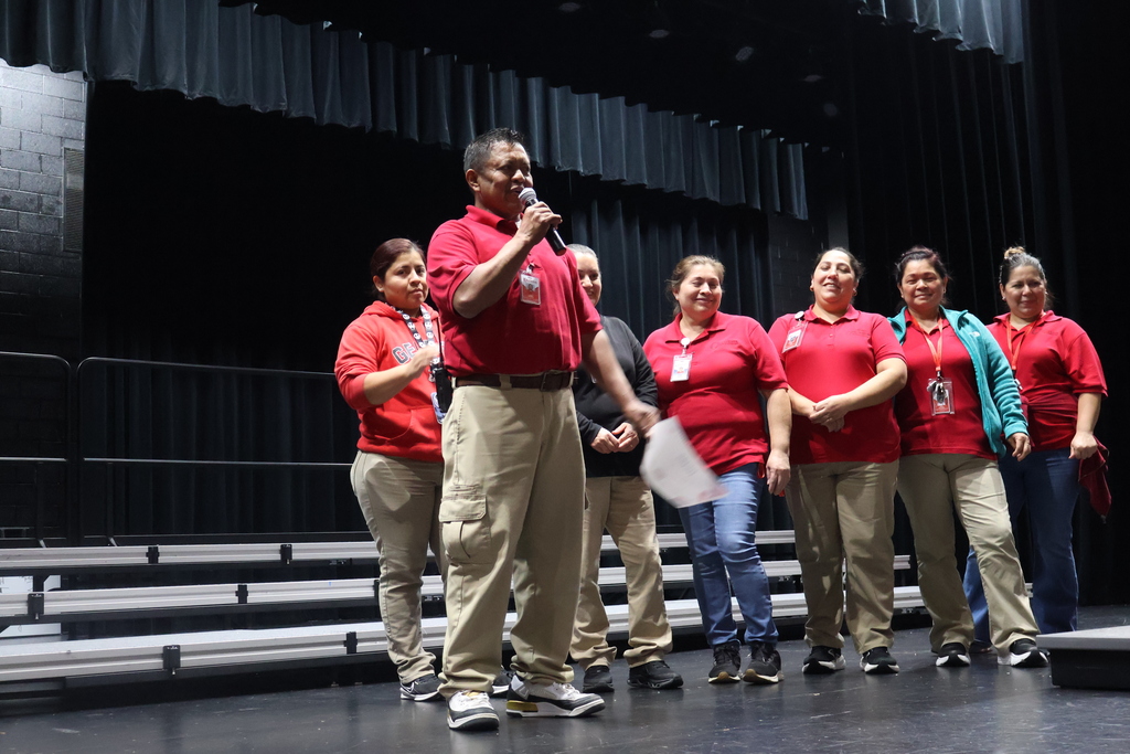 HCMS custodian Jorge Ramirez, recipient of the Expecting Excellence award.