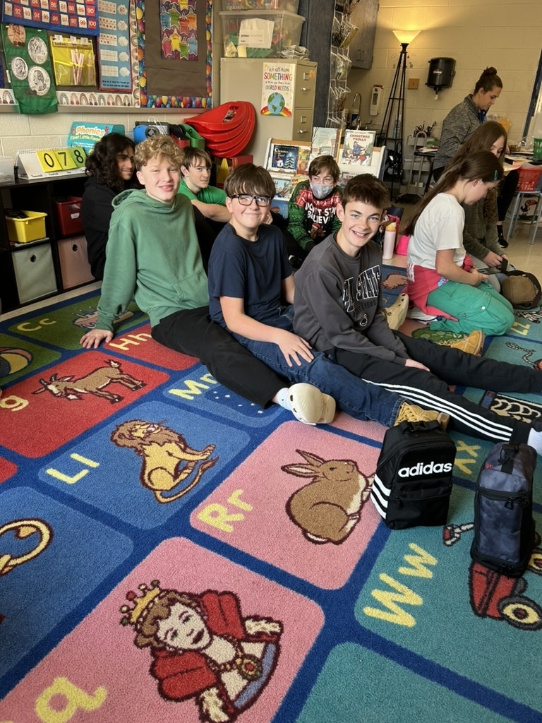 MS students at the PC