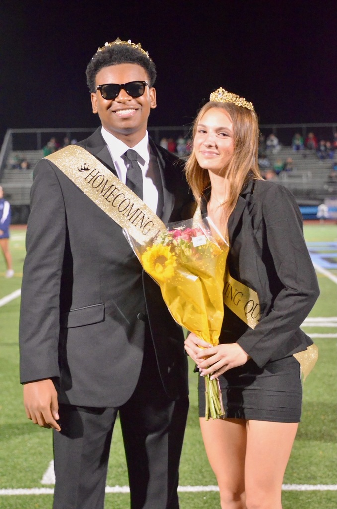 Photo of the homecoming king and queen for 2026