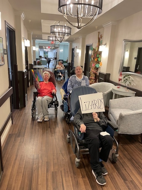 A huge thank you to the residents of the nursing home for supporting our Sand Lizard football team! Your encouragement means so much to our players, and knowing you’re cheering them on truly lifts their spirits. We appreciate you all more than you know!