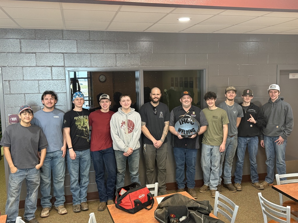 Photo of North Campus IHCC welding team.
