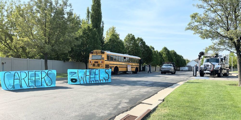 Photo of the careers on wheels event at Sand Springs Elementary