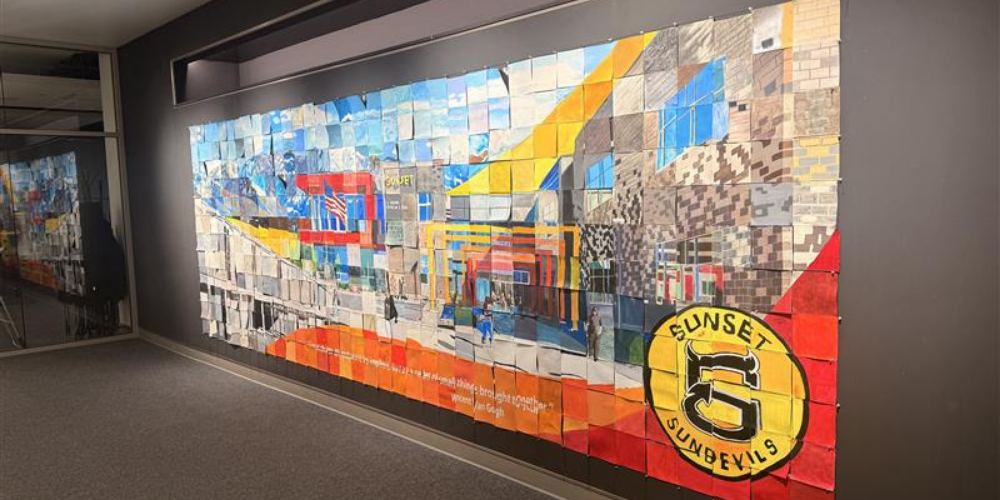 Picture of the mural that that the art students created.