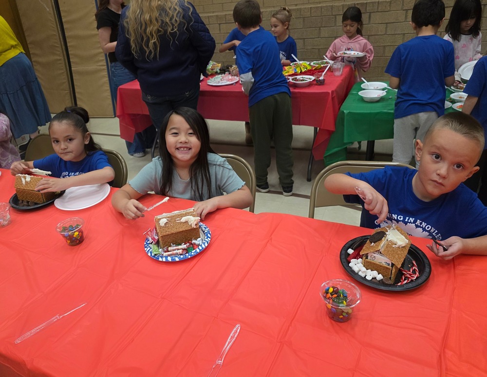 1st Grade Gingerbread Houses